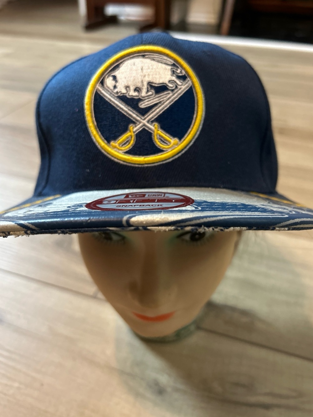 9Fifty Buffalo Sabres NHL Hockey Sports Fanatics Trucker Snapback New Era Hat
